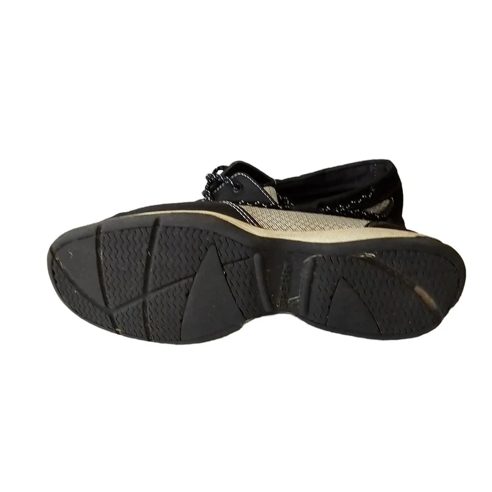 Sperry top slides